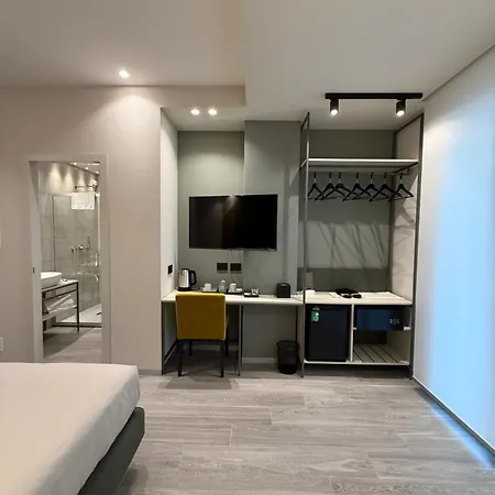 Wakeapp Tech 4* Reggio Calabria