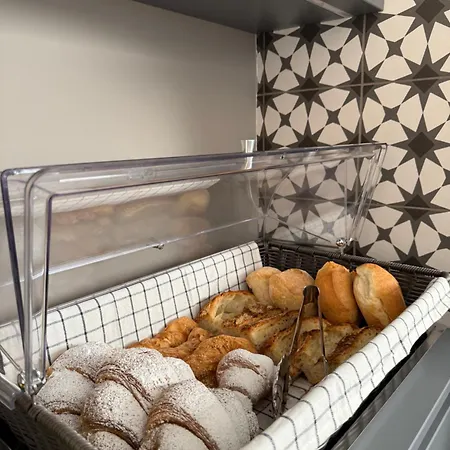 Wakeapp Tech Bed and breakfast 4*